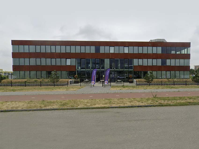 Je bekijkt nu Glasbewassing en reinigen Zonnepanelen Bergschenhoek
